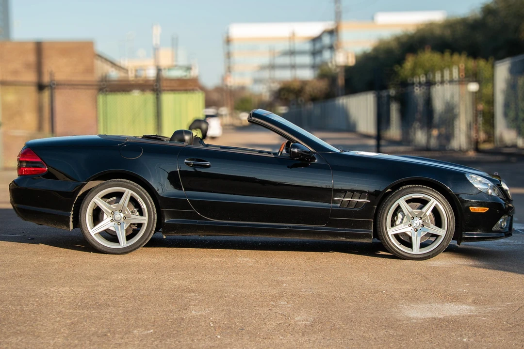 2012 Mercedes-Benz R230 SL-Class - Image 3 of 31