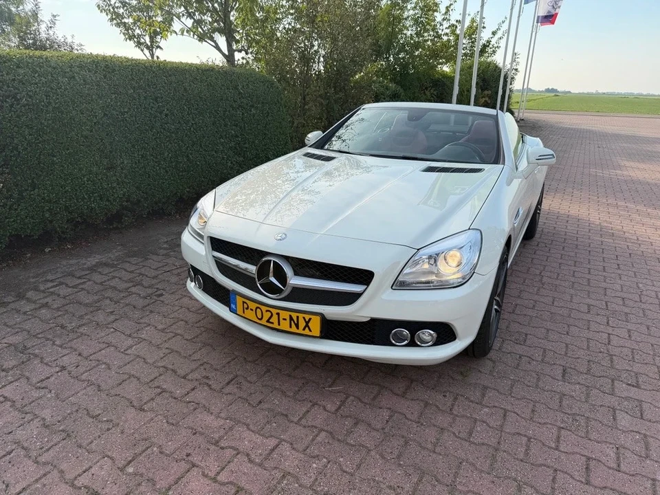2012 Mercedes-Benz R172 SLC-Class - Image 10 of 30