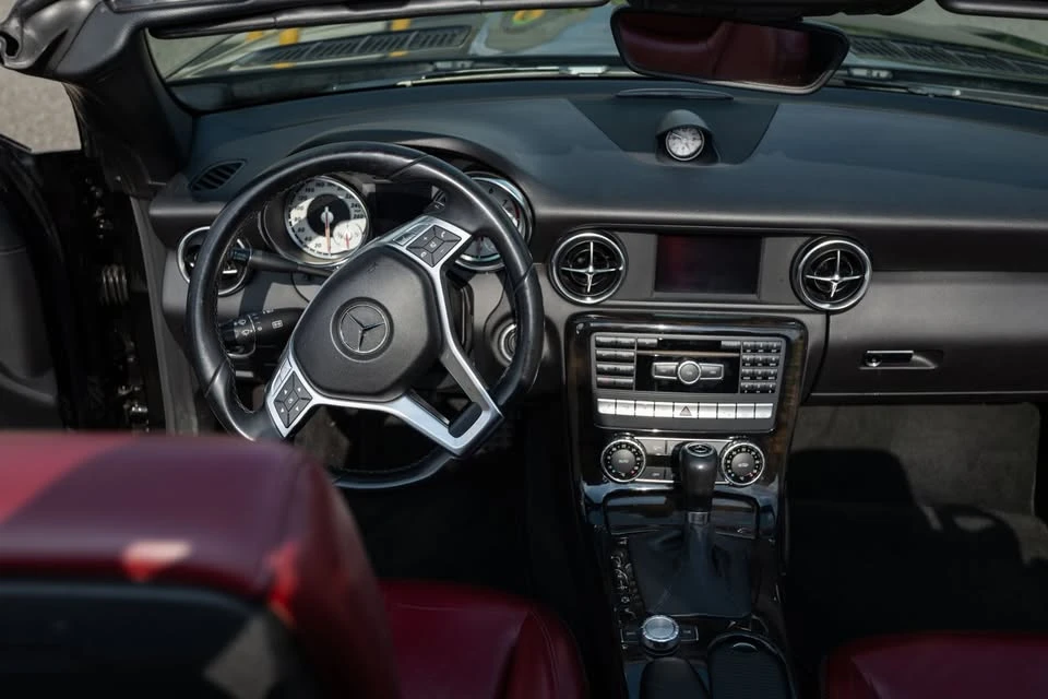 2012 Mercedes-Benz R172 SLC-Class - Image 8 of 14