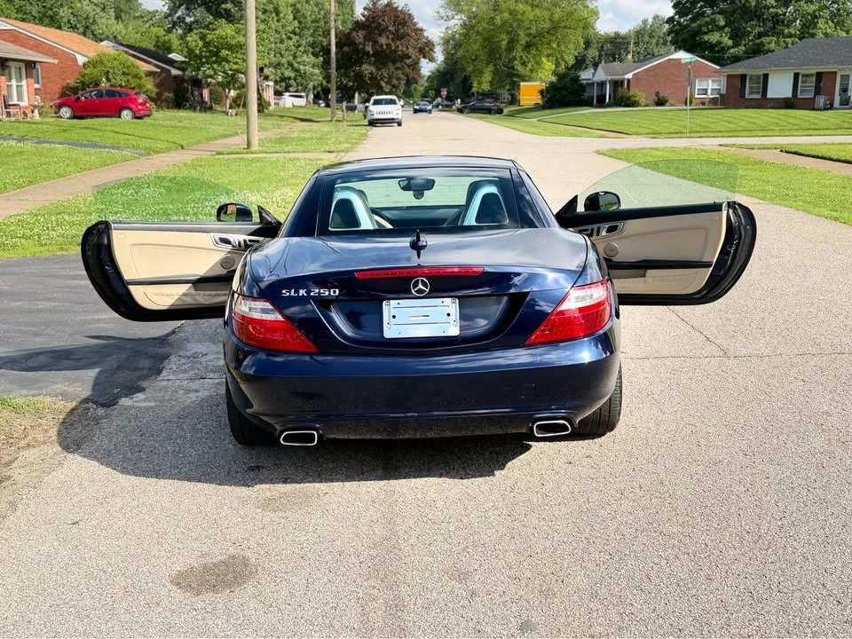 2012 Mercedes-Benz R172 SLC-Class - Image 2 of 15