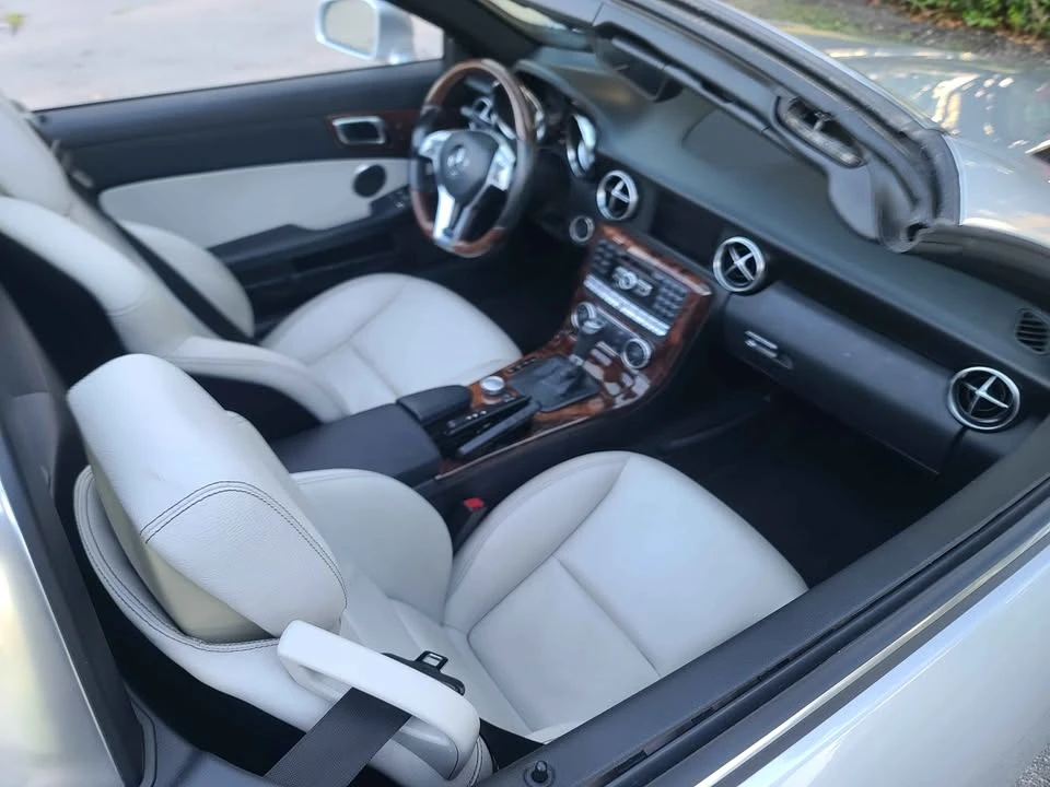 2012 Mercedes-Benz R172 SLC-Class - Image 11 of 20