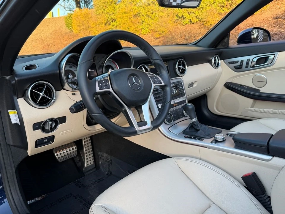 2012 Mercedes-Benz R172 SLC-Class - Image 15 of 21