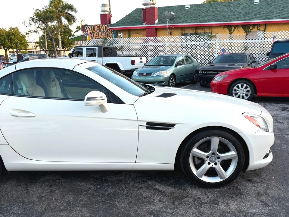 2012 Mercedes-Benz R172 SLC-Class - Image 14 of 21