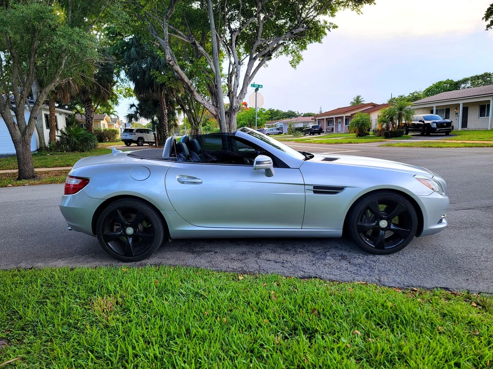 2012 Mercedes-Benz R172 SLC-Class - Image 11 of 31