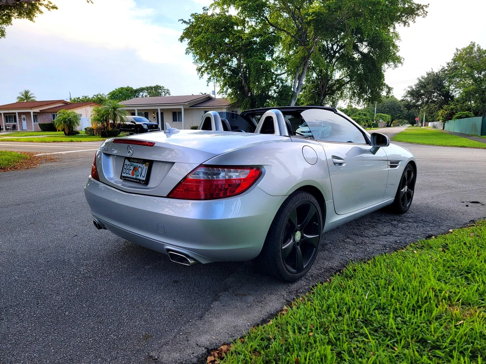 2012 Mercedes-Benz R172 SLC-Class - Image 10 of 31