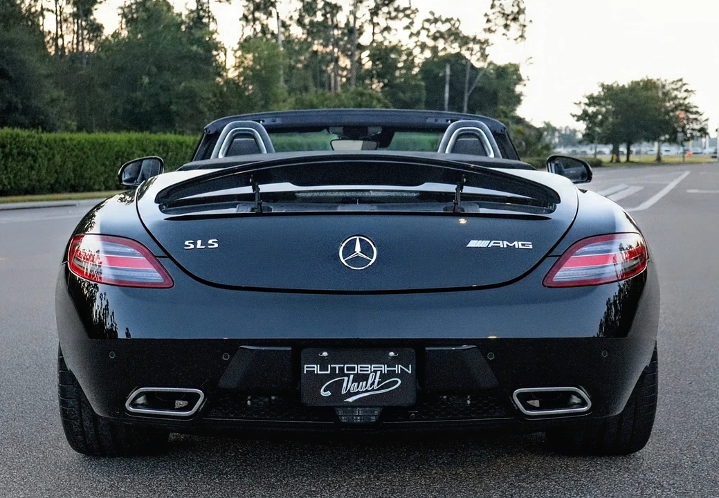 2012 Mercedes-Benz C197 SLS AMG - Image 11 of 31