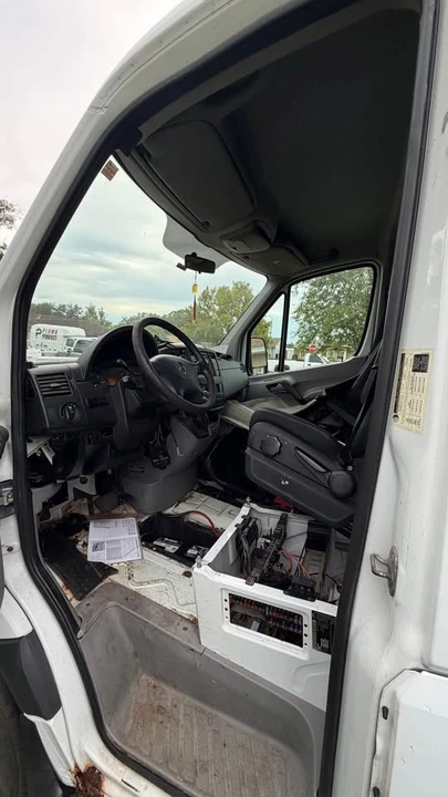 2012 Mercedes-Benz NCV3 Sprinter - Image 7 of 8