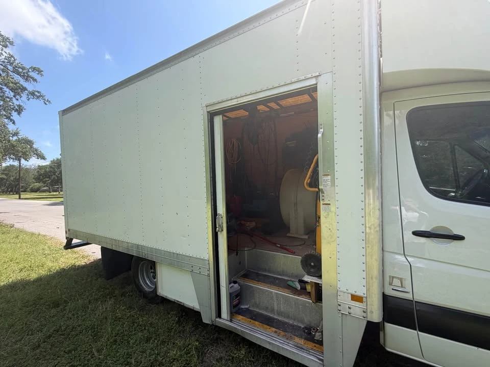 2012 Mercedes-Benz NCV3 Sprinter - Image 2 of 9