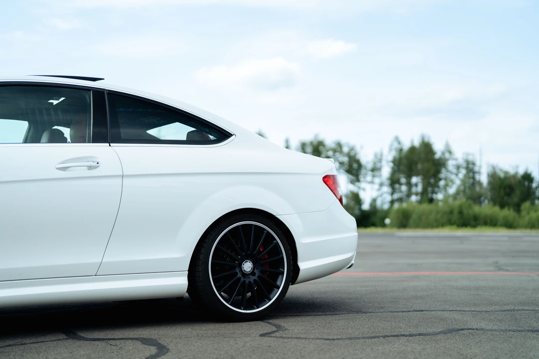 2012 Mercedes-Benz W204 C 63 AMG - Image 22 of 31