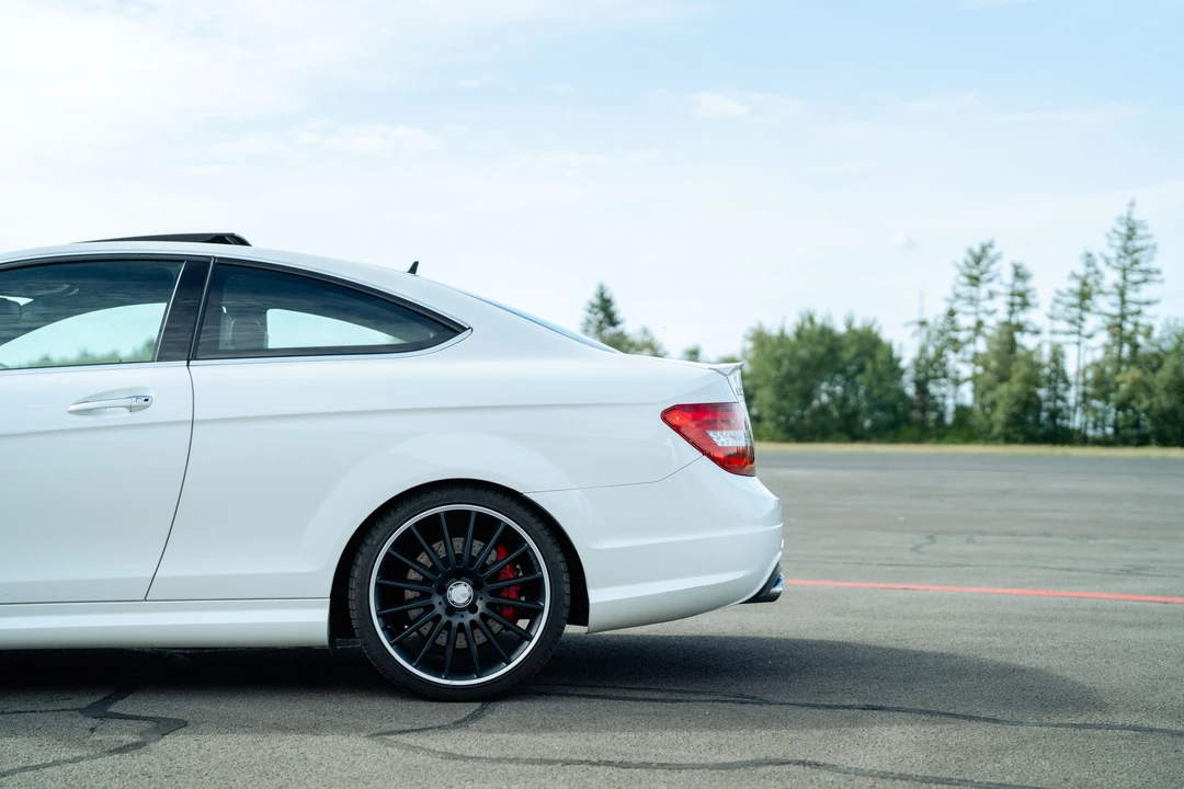2012 Mercedes-Benz W204 C 63 AMG - Image 24 of 31