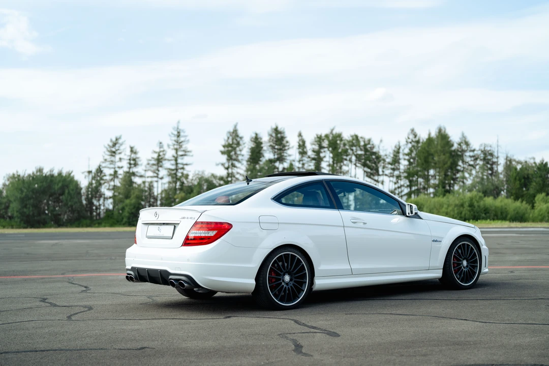 2012 Mercedes-Benz W204 C 63 AMG - Image 4 of 31