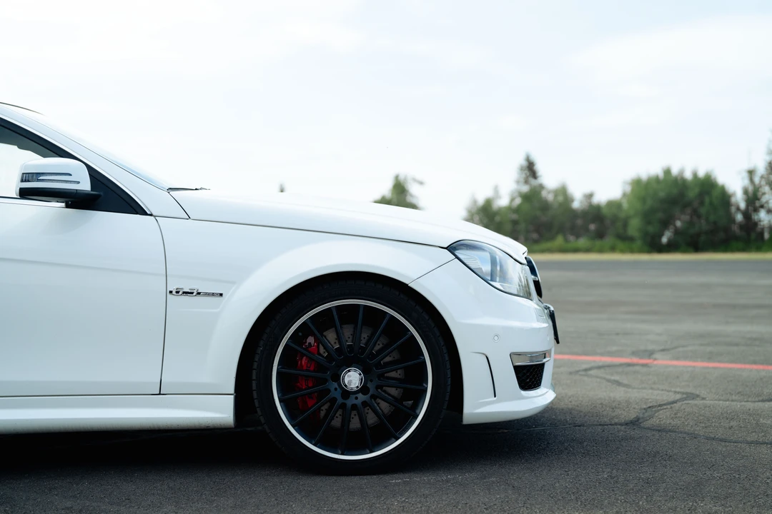 2012 Mercedes-Benz W204 C 63 AMG - Image 30 of 31
