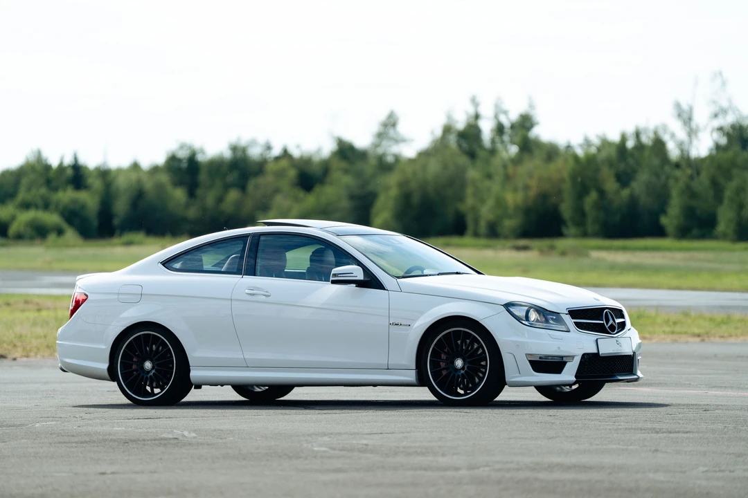 2012 Mercedes-Benz W204 C 63 AMG - Image 3 of 31
