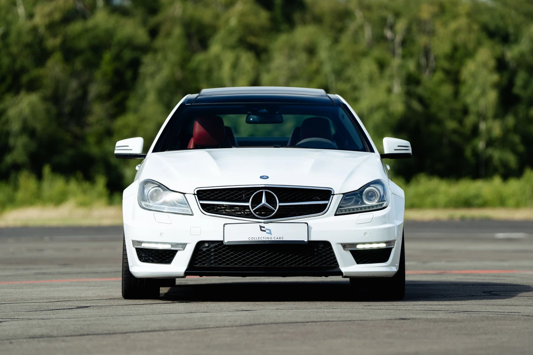 2012 Mercedes-Benz W204 C 63 AMG - Image 9 of 31