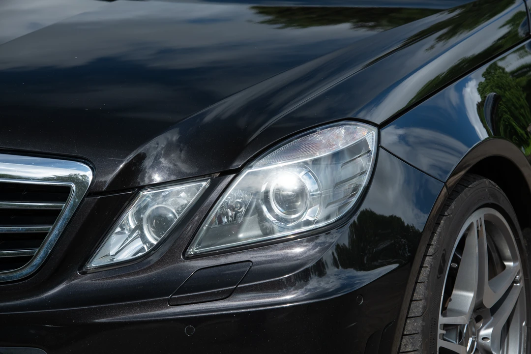 2012 Mercedes-Benz W212 E 63 AMG - Image 12 of 31