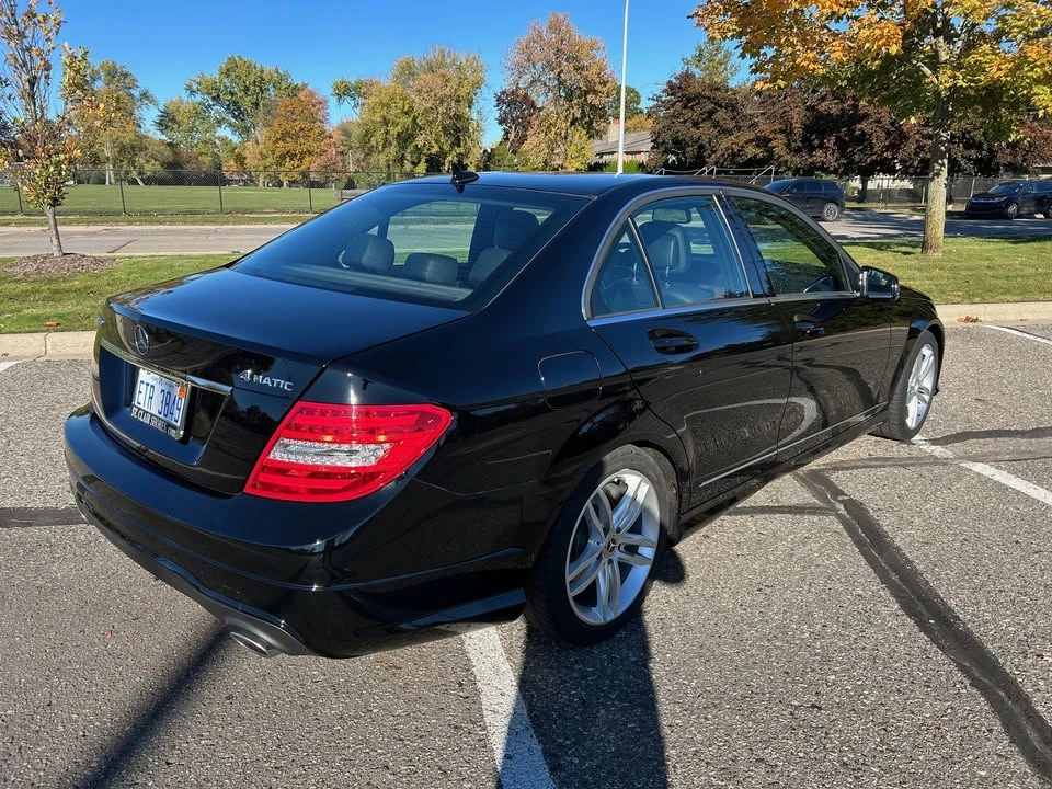 2012 Mercedes-Benz W204 C-Class - Image 5 of 14