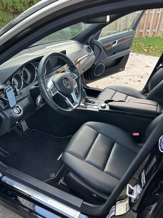 2012 Mercedes-Benz W204 C-Class - Image 10 of 14