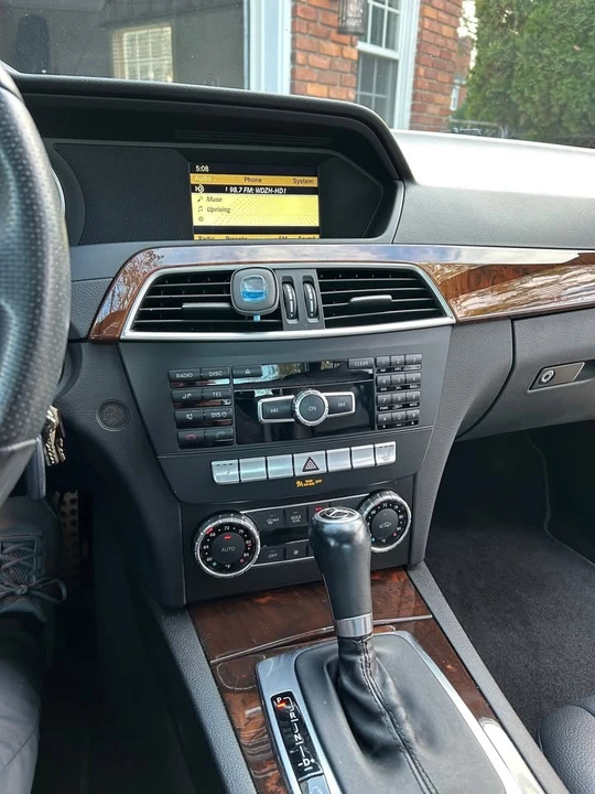 2012 Mercedes-Benz W204 C-Class - Image 13 of 14