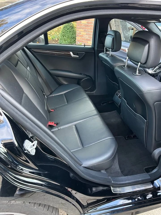 2012 Mercedes-Benz W204 C-Class - Image 9 of 14