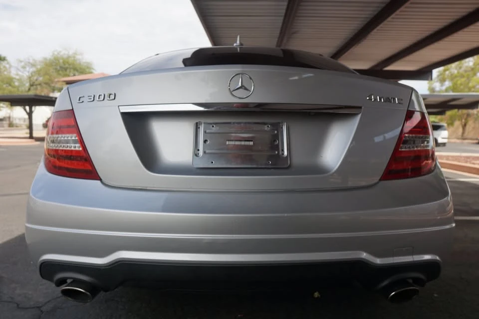 2012 Mercedes-Benz W204 C-Class - Image 9 of 15
