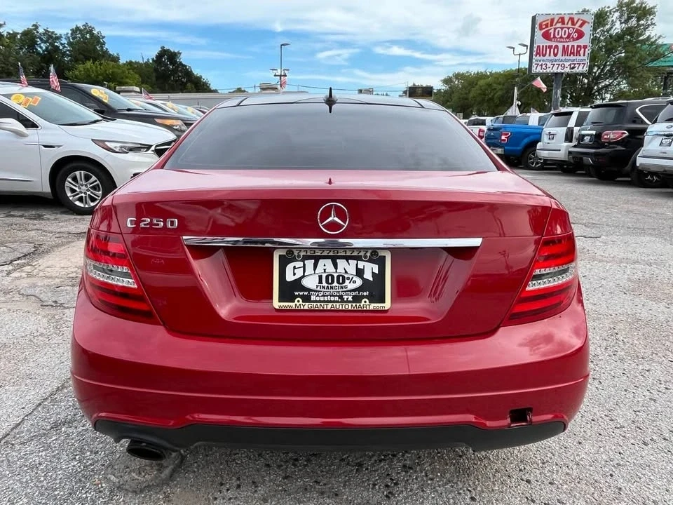 2012 Mercedes-Benz W204 C-Class - Image 7 of 20
