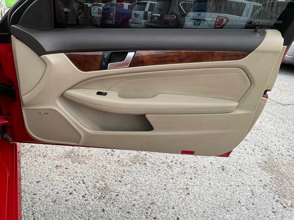 2012 Mercedes-Benz W204 C-Class - Image 12 of 20