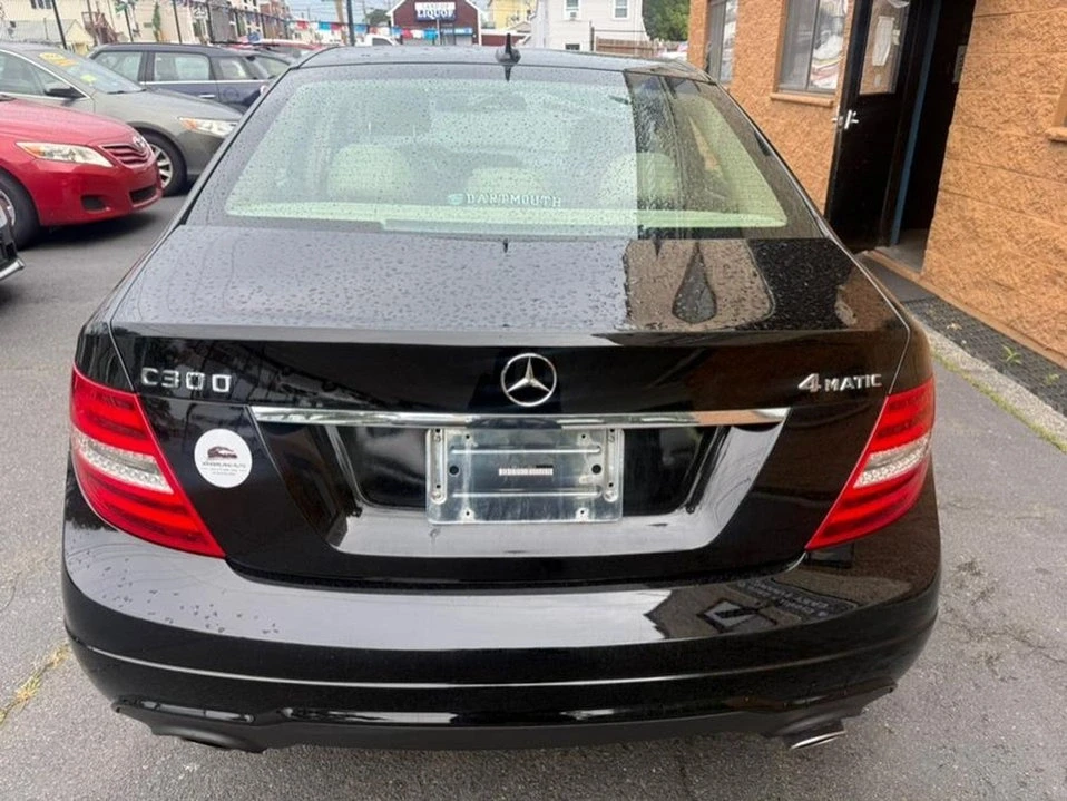2012 Mercedes-Benz W204 C-Class - Image 13 of 20