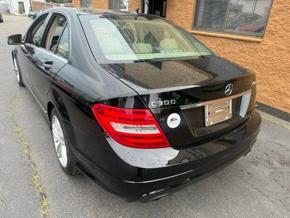 2012 Mercedes-Benz W204 C-Class - Image 9 of 20