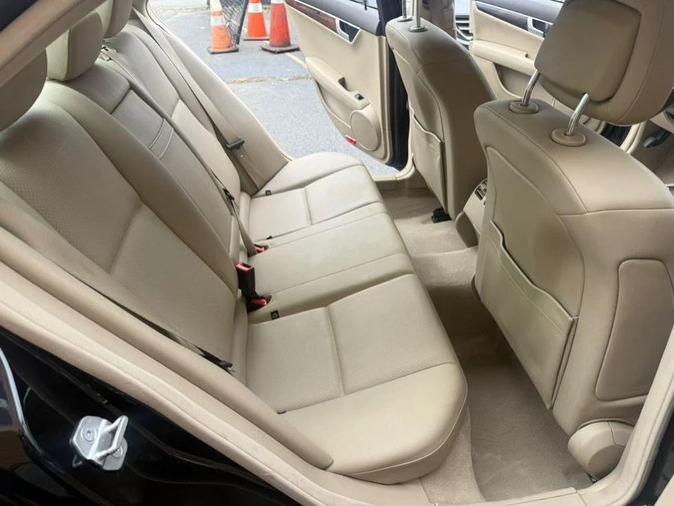 2012 Mercedes-Benz W204 C-Class - Image 12 of 20