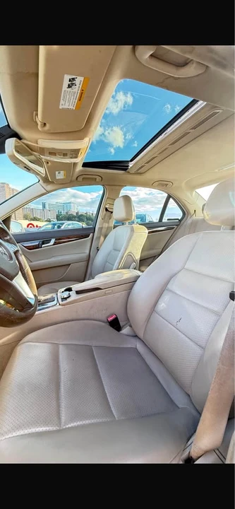 2012 Mercedes-Benz W204 C-Class - Image 7 of 10
