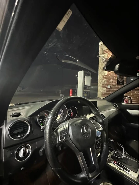 2012 Mercedes-Benz W204 C-Class - Image 2 of 6