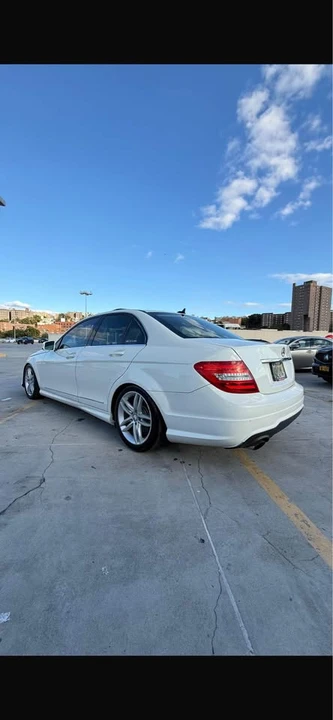 2012 Mercedes-Benz W204 C-Class - Image 4 of 10