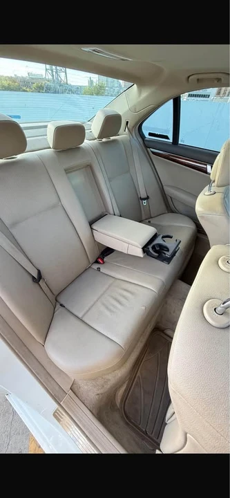 2012 Mercedes-Benz W204 C-Class - Image 9 of 10