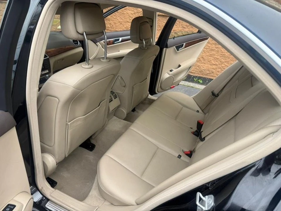2012 Mercedes-Benz W204 C-Class - Image 4 of 20