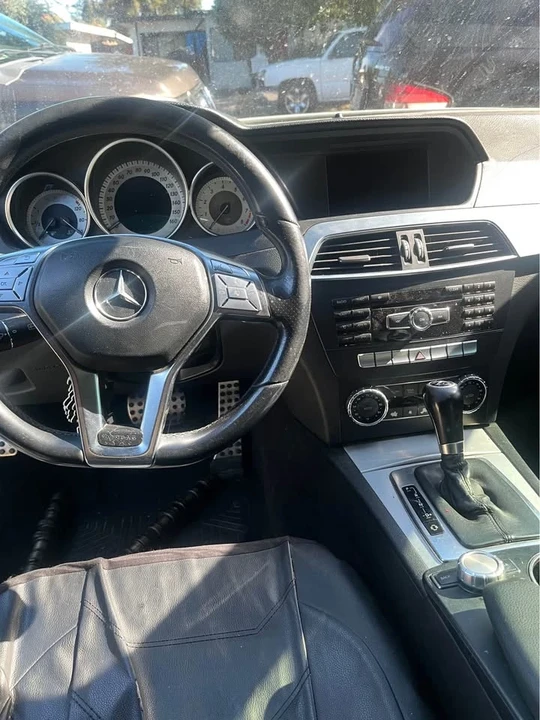 2012 Mercedes-Benz W204 C-Class - Image 6 of 7