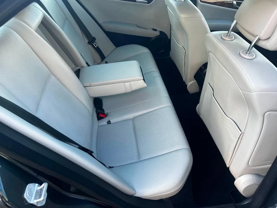 2012 Mercedes-Benz W204 C-Class - Image 10 of 19