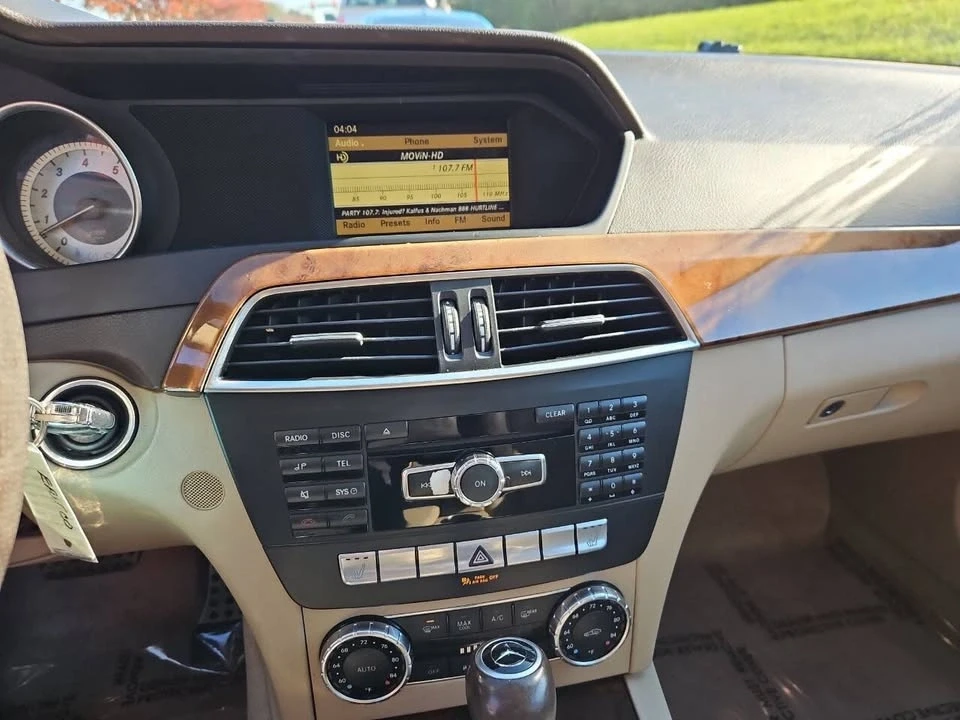 2012 Mercedes-Benz W204 C-Class - Image 18 of 19