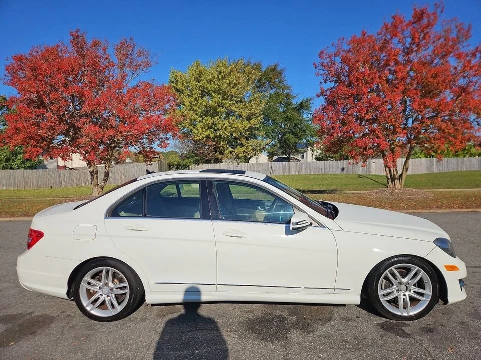 2012 Mercedes-Benz W204 C-Class - Image 7 of 19