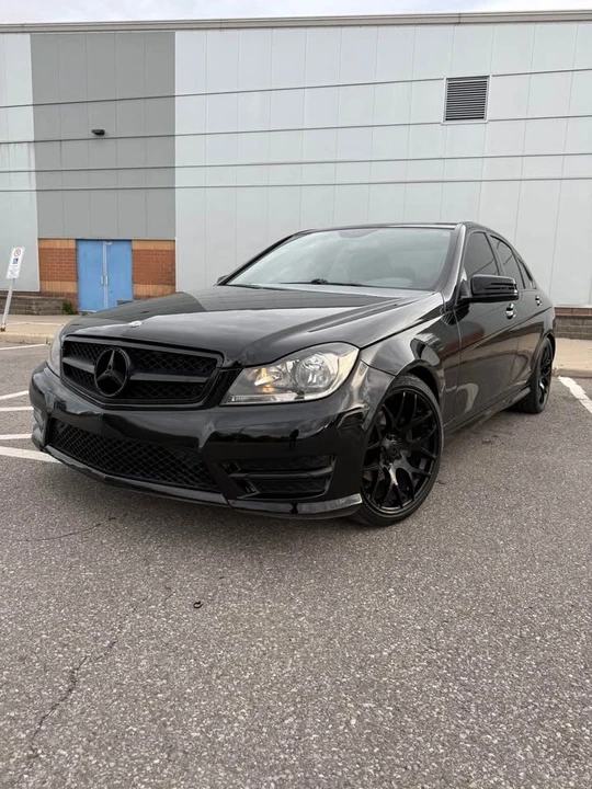 2012 Mercedes-Benz W204 C-Class - Image 2 of 9