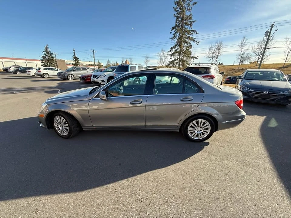 2012 Mercedes-Benz W204 C-Class - Image 8 of 14