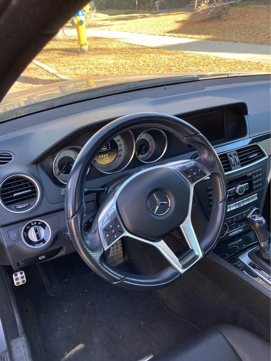 2012 Mercedes-Benz W204 C-Class - Image 3 of 10
