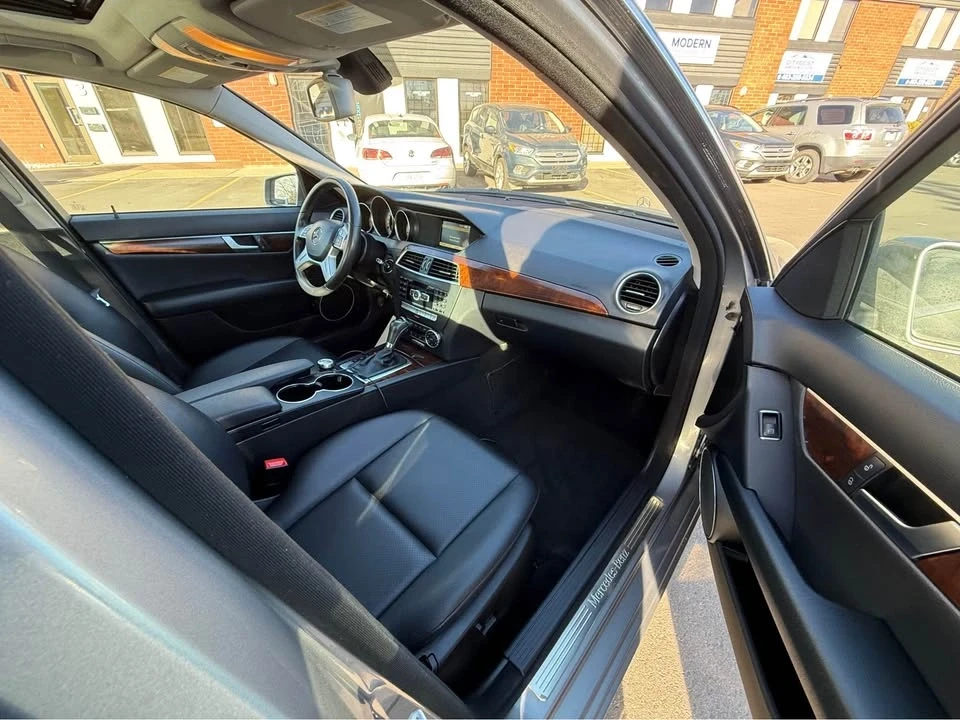 2012 Mercedes-Benz W204 C-Class - Image 13 of 14