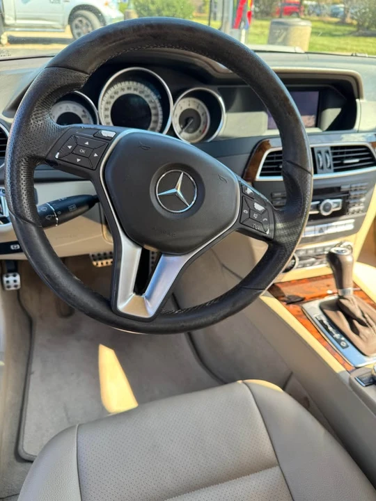 2012 Mercedes-Benz W204 C-Class - Image 6 of 10