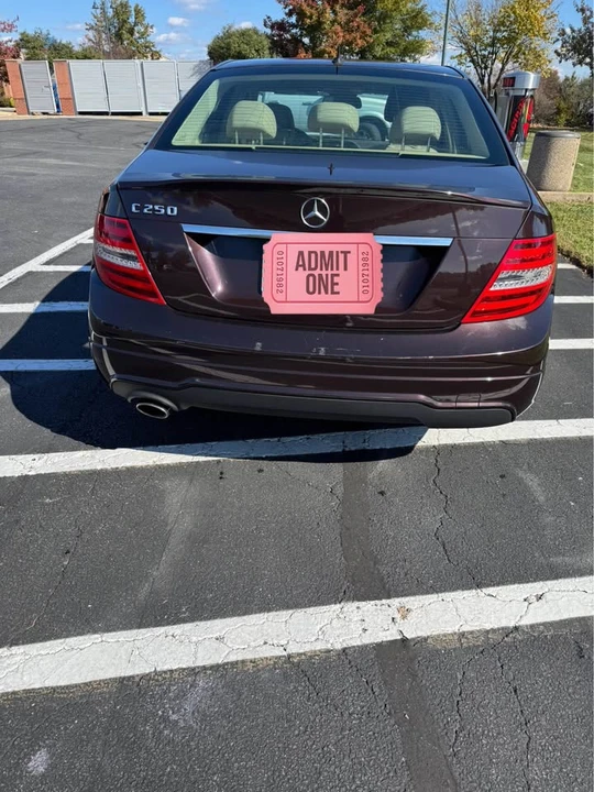 2012 Mercedes-Benz W204 C-Class - Image 3 of 10