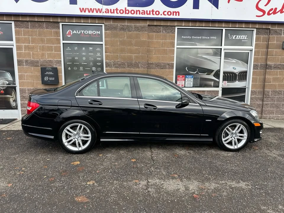2012 Mercedes-Benz W204 C-Class - Image 13 of 17