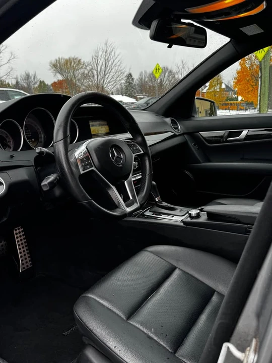 2012 Mercedes-Benz W204 C-Class - Image 6 of 9