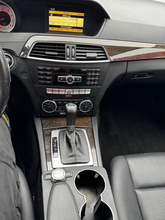 2012 Mercedes-Benz W204 C-Class - Image 8 of 9