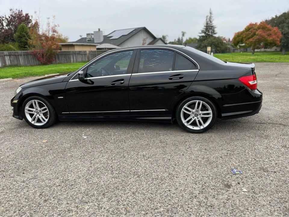 2012 Mercedes-Benz W204 C-Class - Image 2 of 10