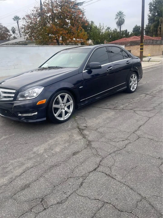 2012 Mercedes-Benz W204 C-Class - Image 2 of 11