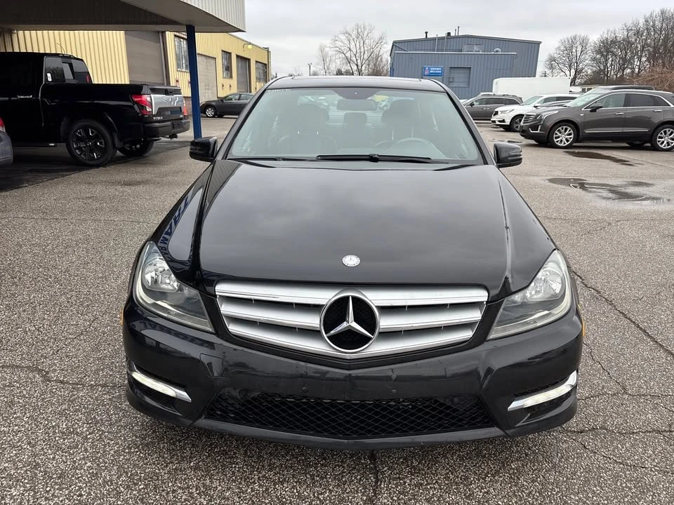 2012 Mercedes-Benz W204 C-Class - Image 2 of 18